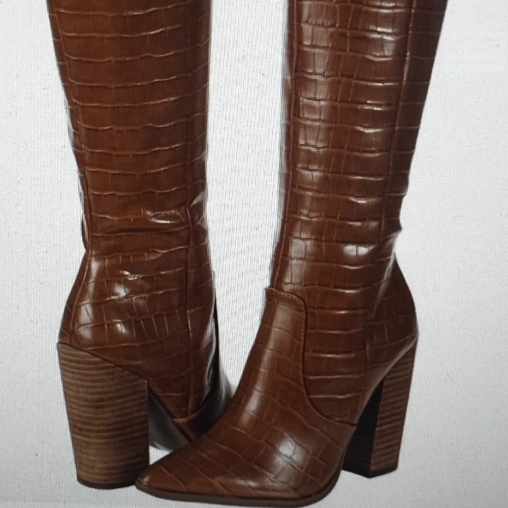 DOLCE VITA VANYA TAN BOOTS  SZ 10 NEW